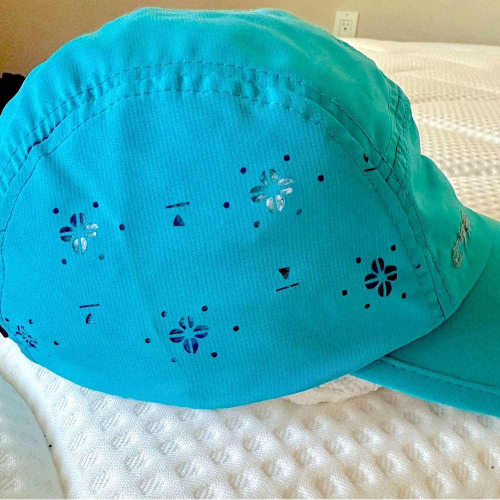 Ctr Turquoise Cap - image 3